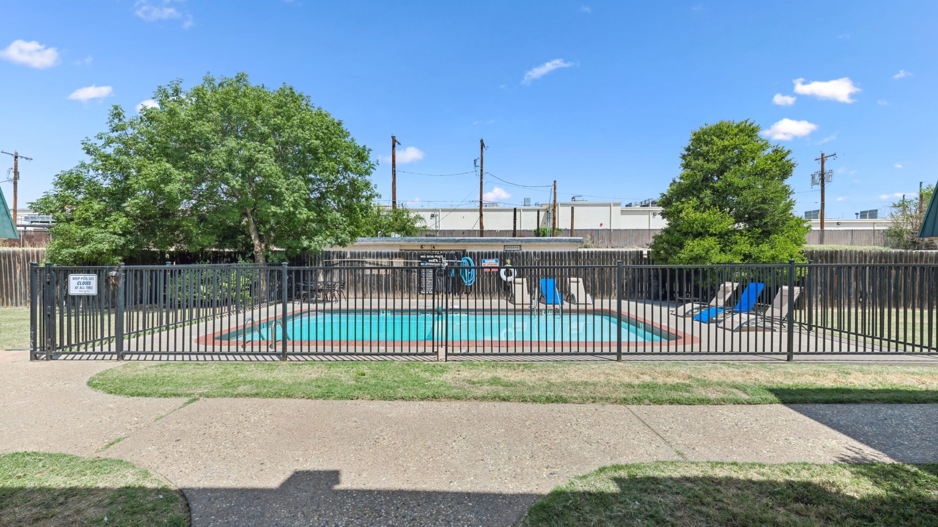 the pool at The Crestwood Terrace